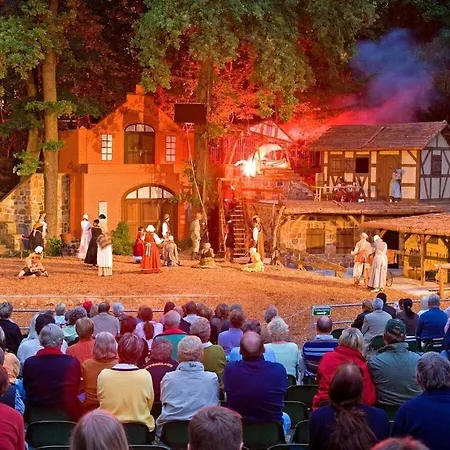 In The Ruegeband * Waren (Müritz)