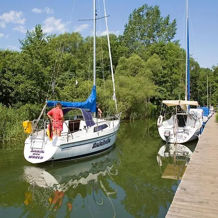 In The Ruegeband * Waren (Müritz)
